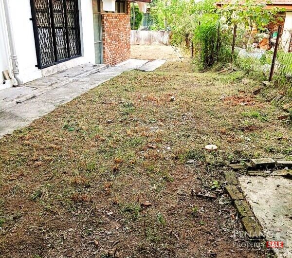 Double Storey Semi-Detached for SALE @ Minden Heights