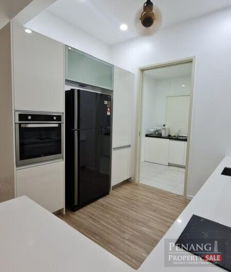 The Light Collection 1, Gelugor