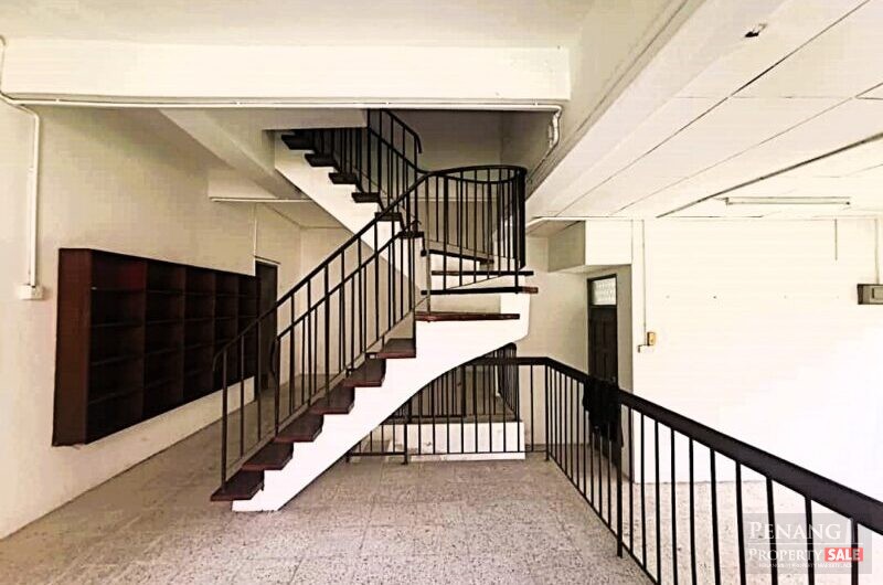 Double Storey Semi-Detached for SALE @ Minden Heights