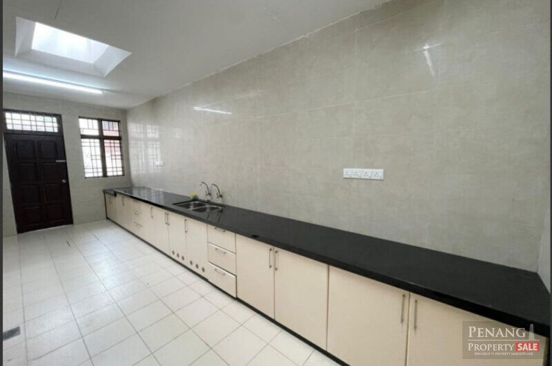 Batu Ferringhi 2.5 Storey Semi-D