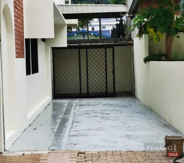 Bungalow for Sale at Tanjung Bungah 6000sf Rm1.9m only