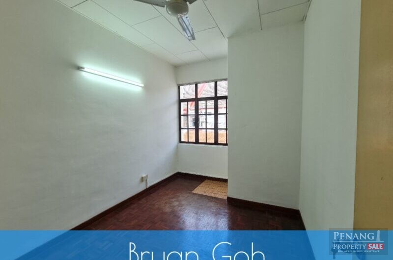 Taman Sri Nibong Double Storey Terrace Near Queensbay For Rent