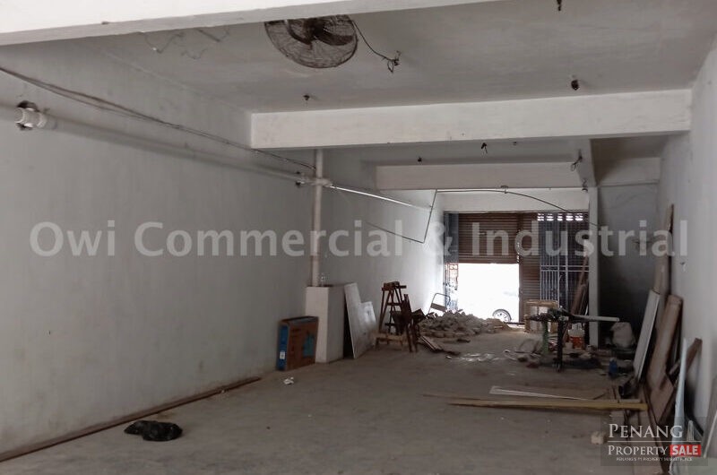 Ground Floor Shop with Large Courtyard for Rent | Victoria Street Georgetown