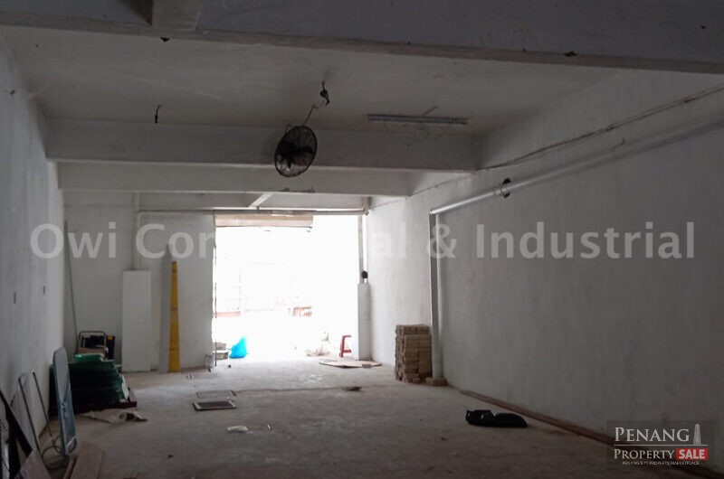Ground Floor Shop with Large Courtyard for Rent | Victoria Street Georgetown