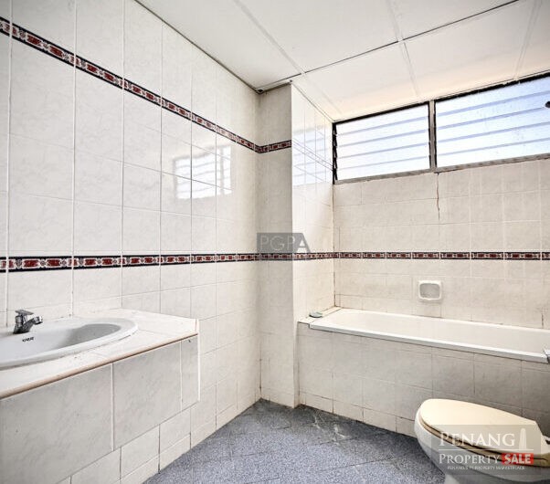 Twin Towers Condominium (Corner Unit) in Tanjung Bungah