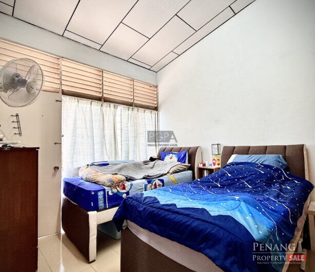 End-Lot Double-Storey Terraced House in Jelutong