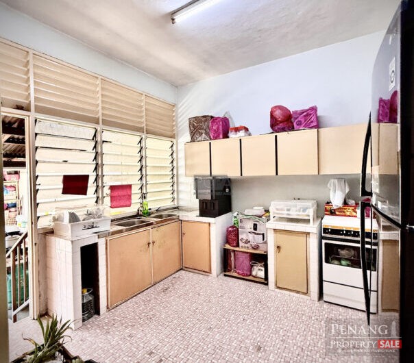 End-Lot Double-Storey Terraced House in Jelutong