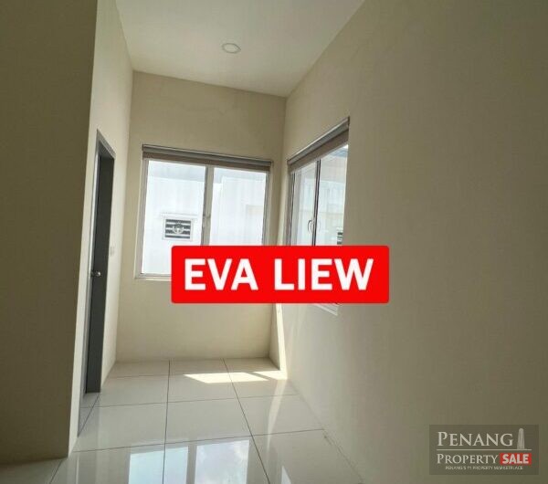 3 Storey End Lot at Residensi Bukit Kecil Extra Land Gated BM
