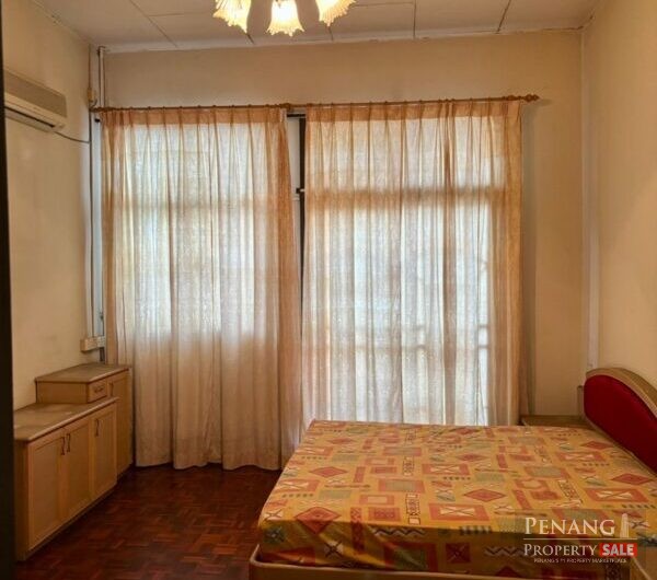 (2 STOREY TERRACE)Taman Bukit Minyak–Fully Renovated, Partial Furnish