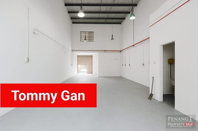 Permatang Tinggi Usaha jaya @ Light Industry 1.5-Storey Build Up 2,373 Sqft For Rent