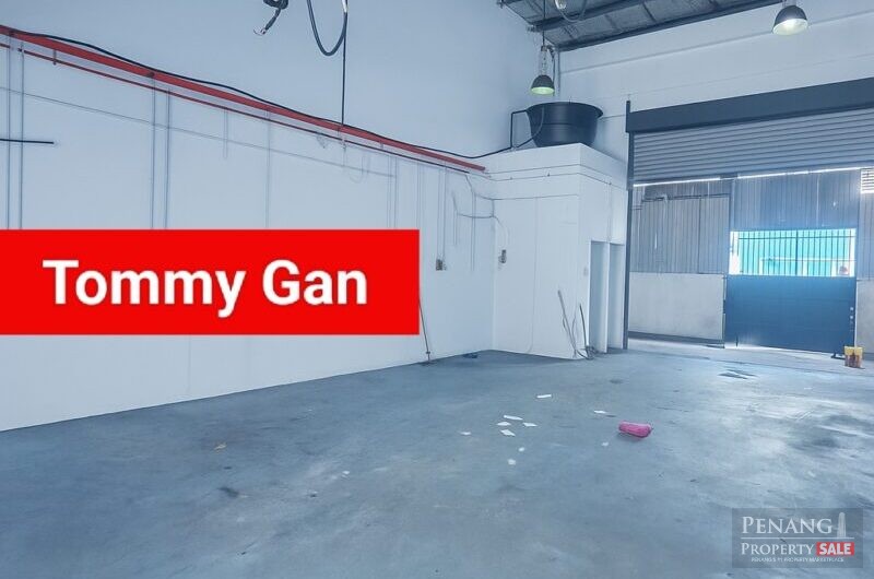 Permatang Tinggi Usaha jaya @ Light Industry 1.5-Storey Build Up 2,373 Sqft For Rent