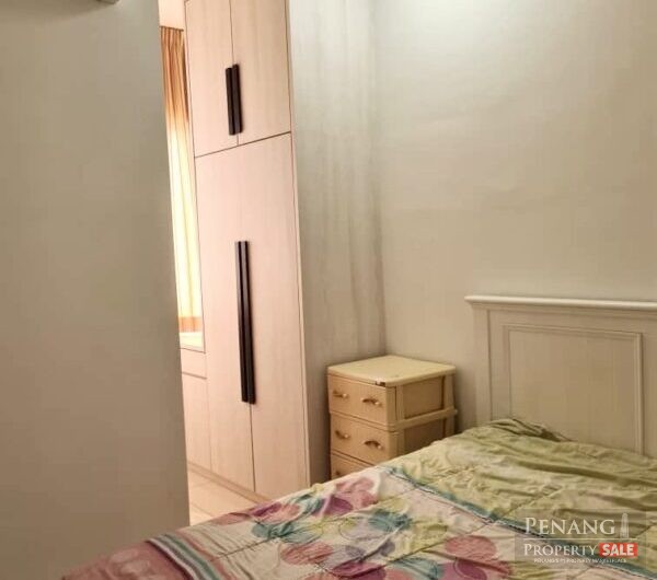 Value Buy! The Clovers with 2 Rooms and 2 Carparks