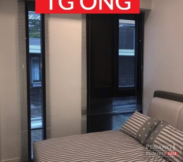 Shorefront Residence