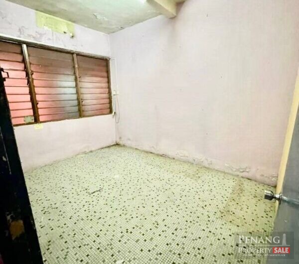 2 Storey Terrace Lebuhraya Besi Island Park Land 2600sf rebuilt Greenlane