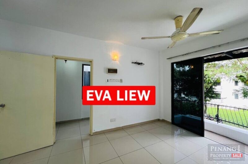 Villa Condo for rent at Relau Kitchen Well Conditions key with me