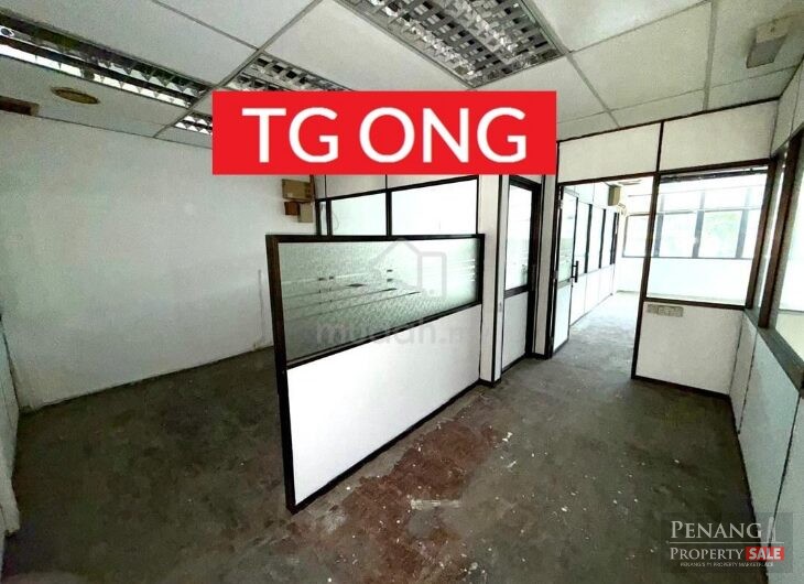 2 Storey Shoplot Facing Mainroad High Visibility