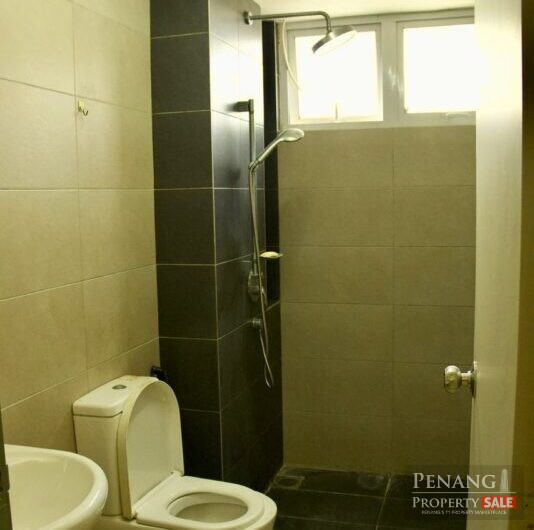 Freehold! Value Buy Gardens Ville with 2 Carparks