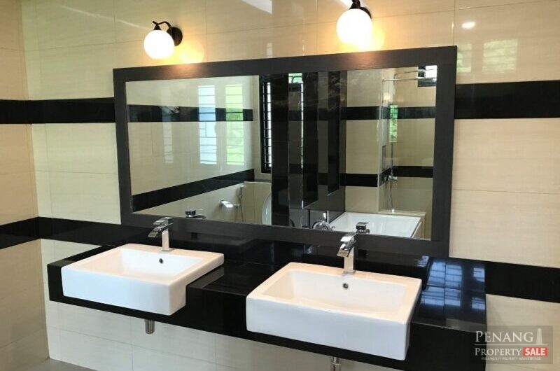 Solok Sungai Emas Triple Storey Semi-D, Batu Ferringhi