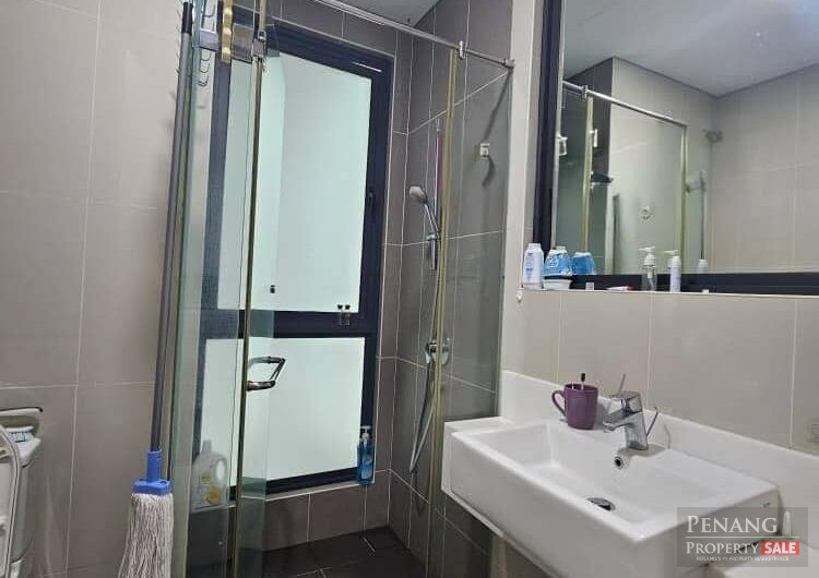 The Light Collection 2, Studio, Gelugor