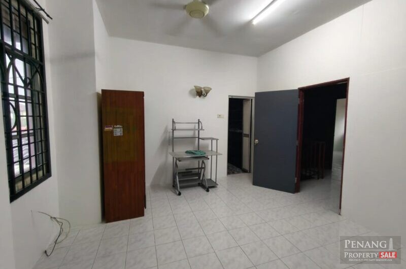 Permatang Damar Laut Double Storey Terrace, Jalan Damar, Batu Maung