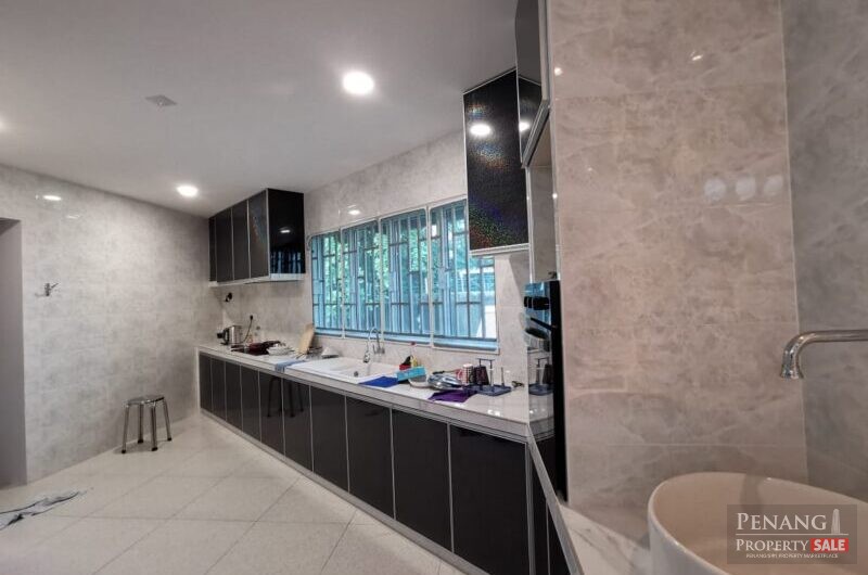 Solok Batu Bukit Double Storey Semi-D, Tanjung Tokong