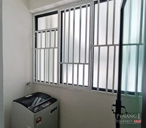 Fully Furnished Forestville Condo with 2 Carparks