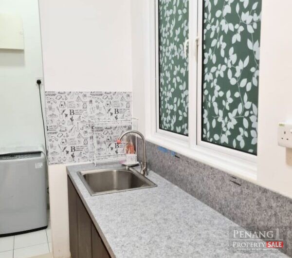 Renovated The Clovers with 2 Rooms & 2 Carparks