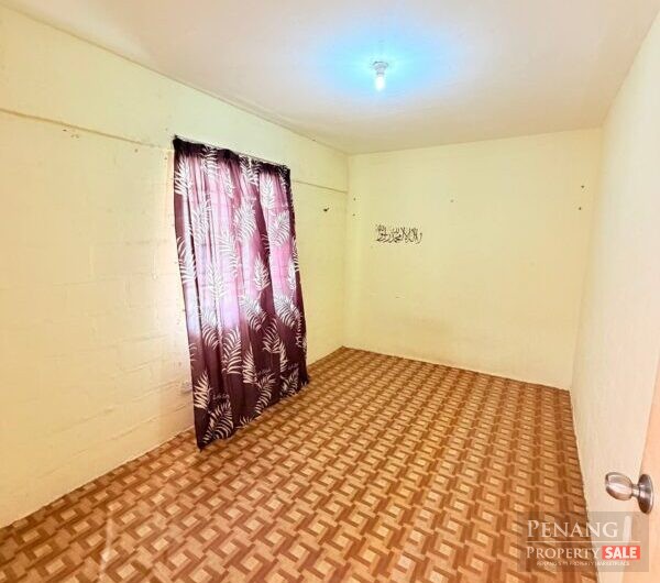 Pangsapuri Desa Putra (Level 6), Bayan Lepas. Nearby QueensBay Mall.