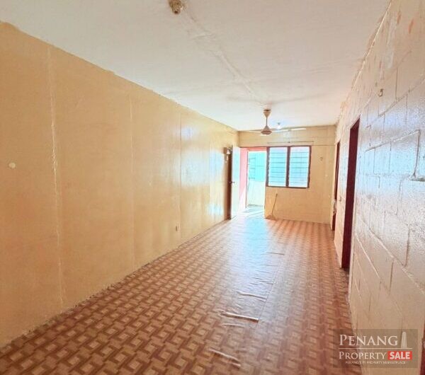 Pangsapuri Desa Putra (Level 6), Bayan Lepas. Nearby QueensBay Mall.