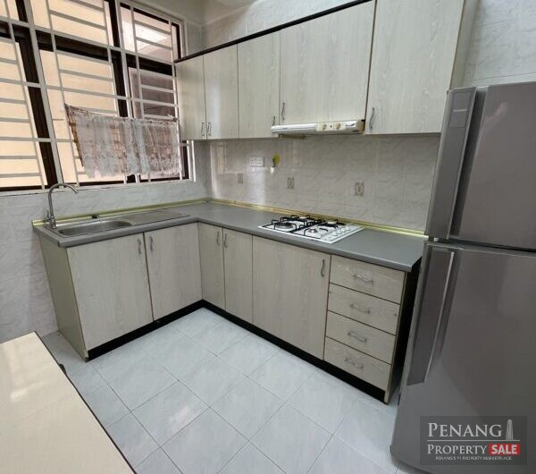 Corner Unit! Renovated Eden Seaview Condo