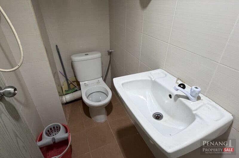 Value Buy! Corner Unit N Park Condo, Furnished & Renovated