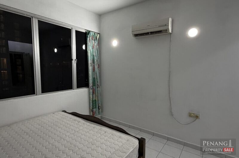 Value Buy! Corner Unit N Park Condo, Furnished & Renovated