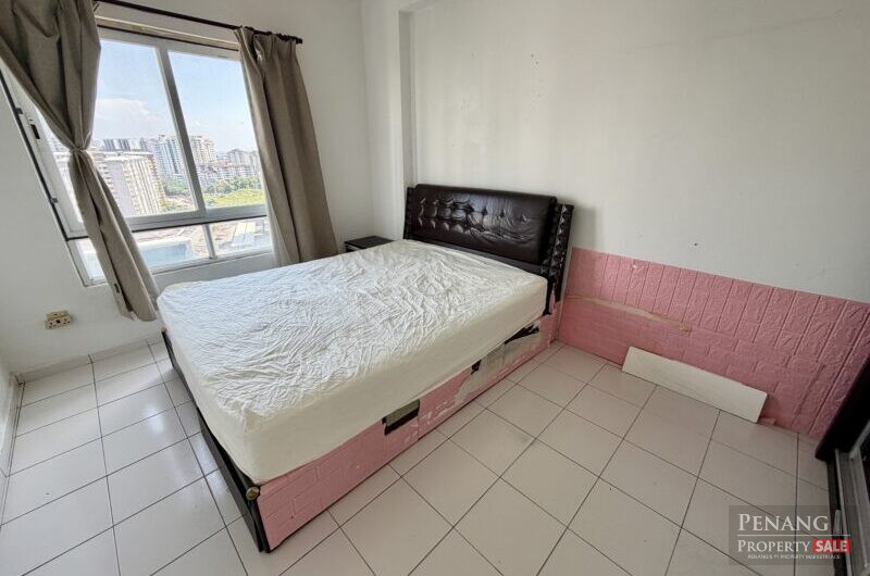 Value Buy! Renovated Zan Ara with 2 Carparks, Corner Unit!