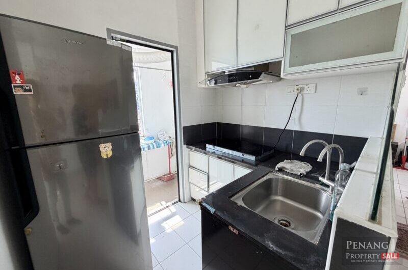Value Buy! Renovated Zan Ara with 2 Carparks, Corner Unit!