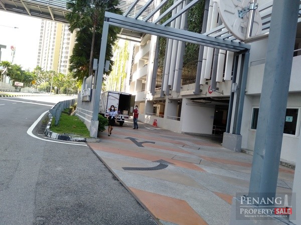 VERTIQ BOUTIQUE Outlets  at Basement Ground floor  8000SF Currently available  FOR RENT