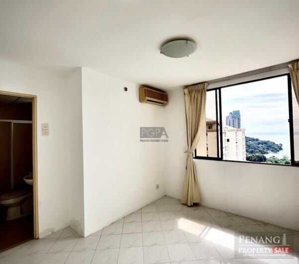 Fire-Sale !! Miami Green Condominium Duplex Penthouse in Batu Ferringhi