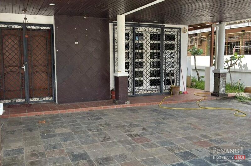 Best Buy Semi Detached Located in Batu Uban, Taman Century.