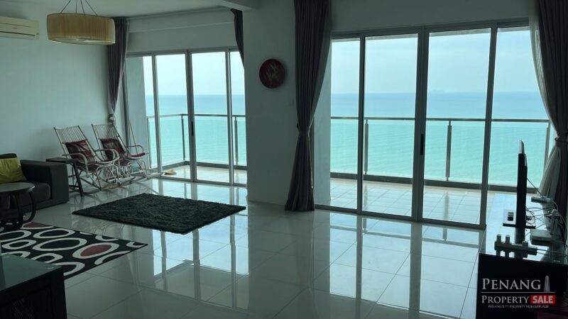 10 Island Resort 2500sf Seaview Condominium Located in Batu Ferringhi