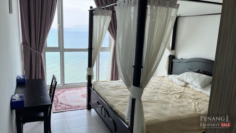 10 Island Resort 2500sf Seaview Condominium Located in Batu Ferringhi