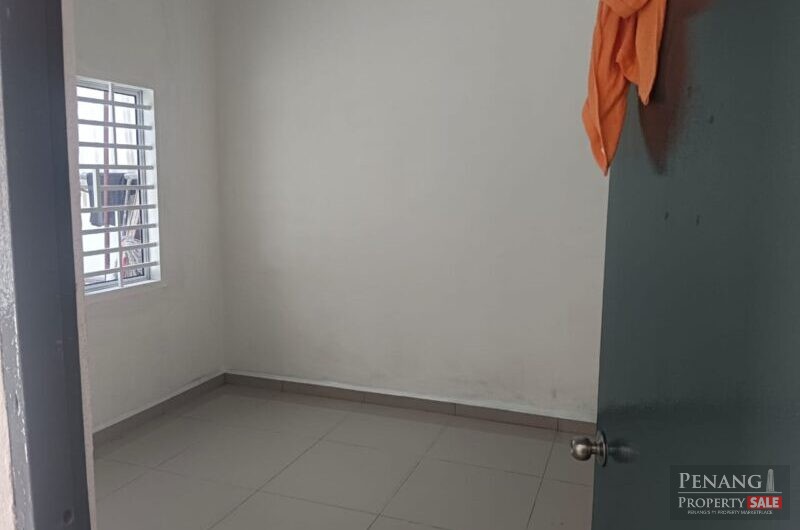 Taman Merak, Simpang Ampat