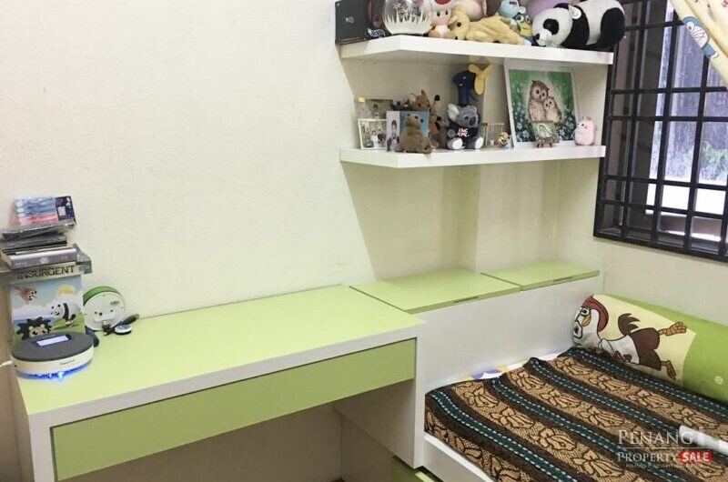 Freehold, Renovated Sri Abadi Apartment