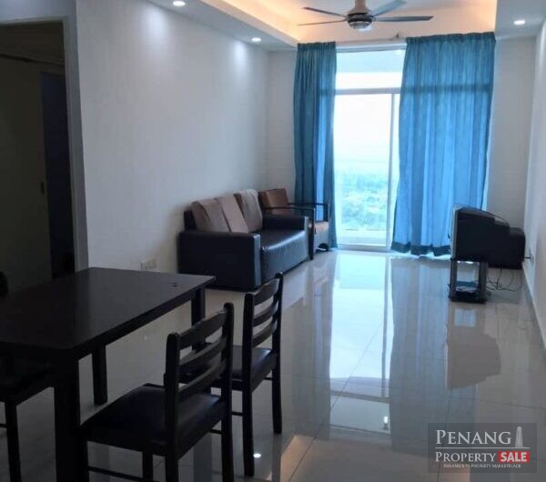 Renovated The Oasis Condo with 2 Carparks