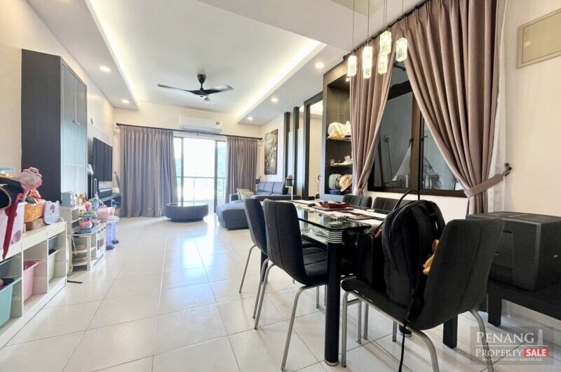 Renovated Palm Palladium with 2 Side By Side Carparks, Great Value Buy