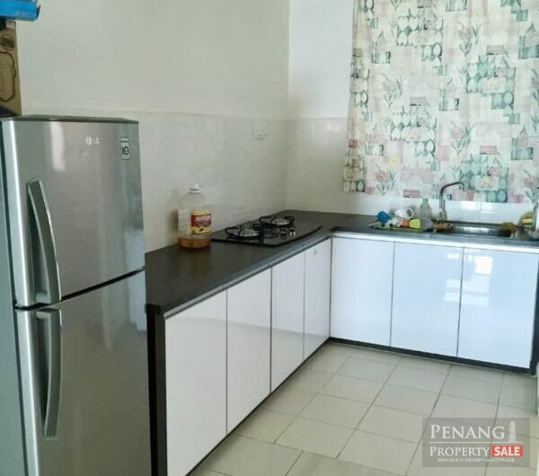 Renovated The Oasis Condo with 2 Carparks