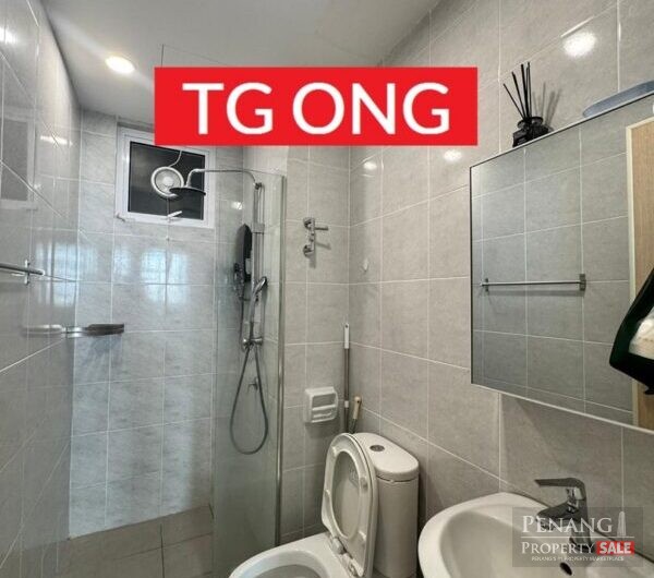 I- Santorini Designer Units Move in Condition 2 Carpark