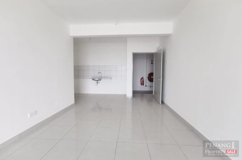 Fairview Residence with 2 Carparks, Freehold