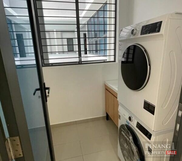 Queens Residence Q2 Free Wifi Fully Reno Furnish Queensbay Mall FTZ 950sqft