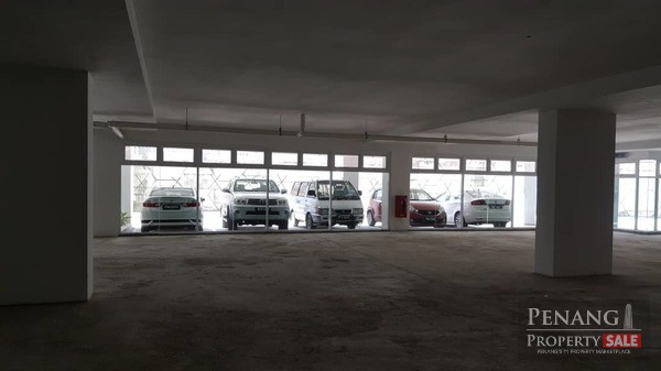 VERTIQ BOUTIQUE Outlets  at Basement Ground floor  8000SF Currently available  FOR RENT