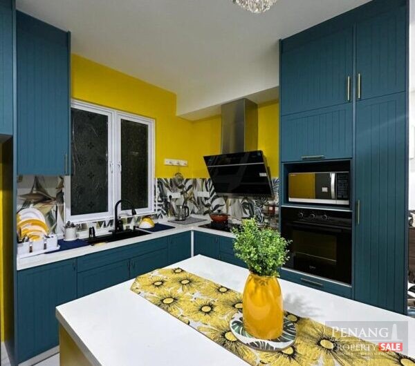 Freehold and Renovated Quaywest with 2 Carparks