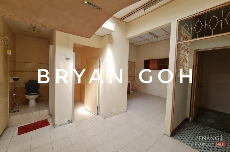 Single Storey Terrace Near Jelutong Market, Lam Wah Ee Hospital, Penang Bridge